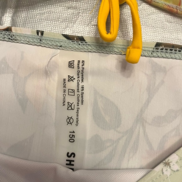 Girls 3 piece swim set - Picture 3 of 3